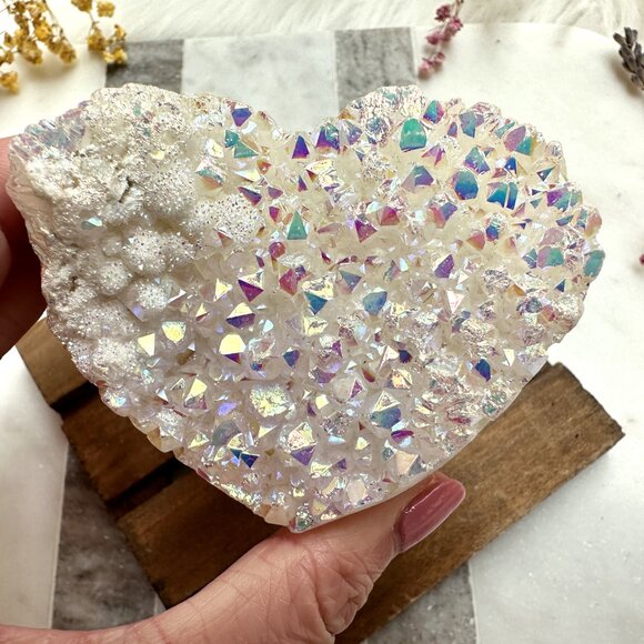 Gorgeous Angel Aura Quartz Heart Cluster - Picture 5 of 6
